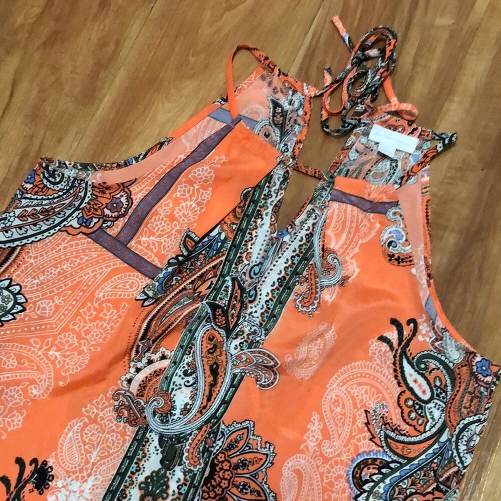 New York & Company Orange Paisley Sleeveless Blouse Tank Top Size Medium